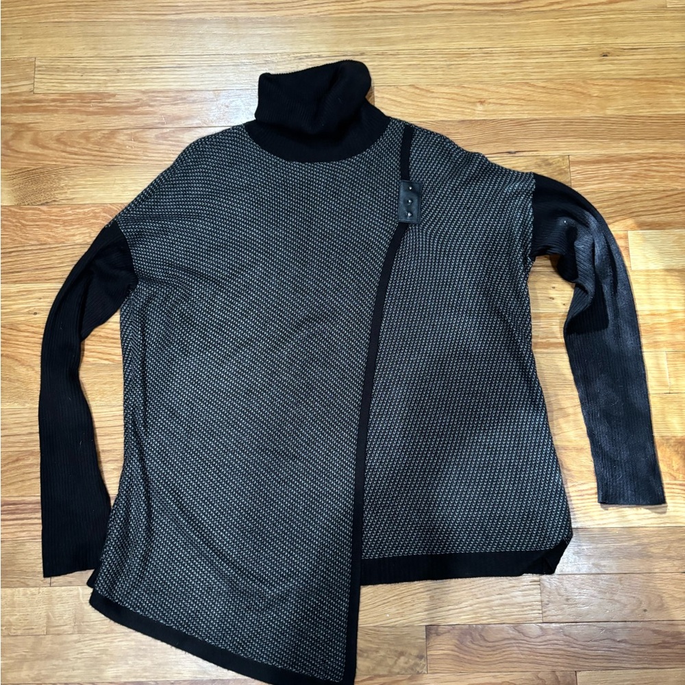 Ivanka Trump Black and Gray Knit Sweater
